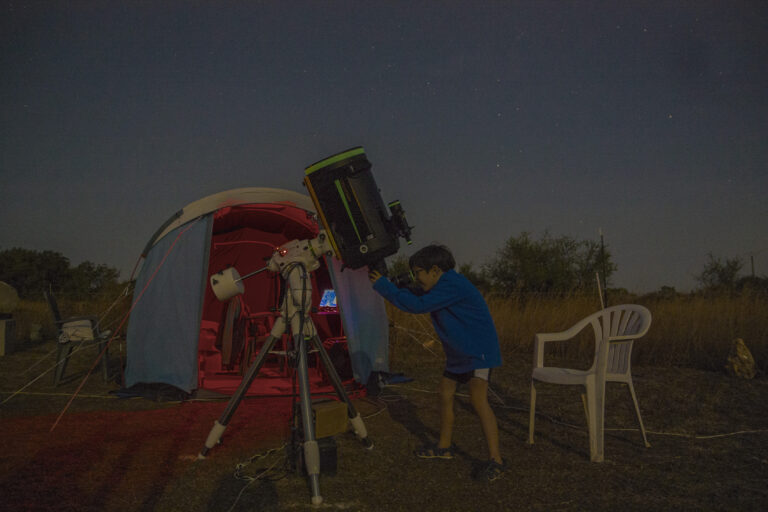 Lucas en formation télescope